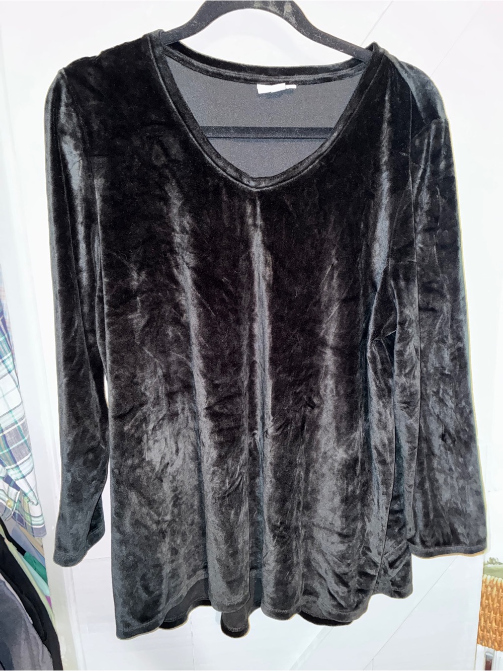 J Jill sz P XL black velvet v neck top